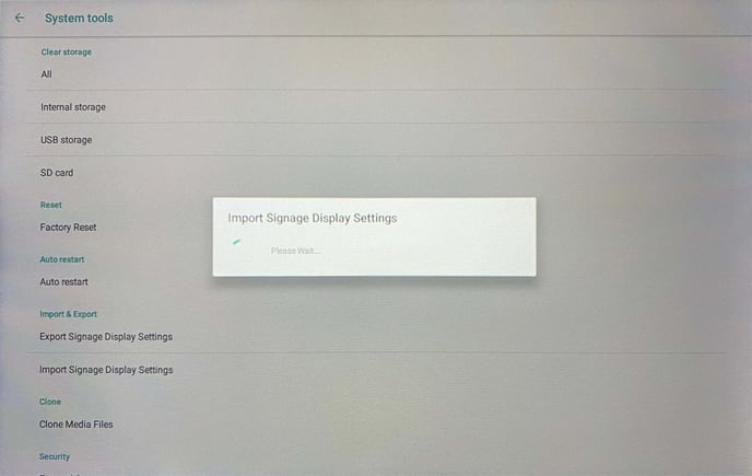Import signage display settings on Philips 10BDL4551T